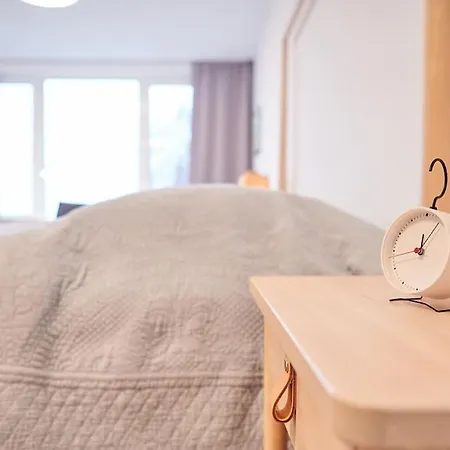 Zeitweise.haus Denkerhaus Und Stadtoase ヴァインガルテン