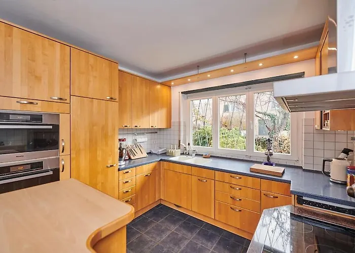 Zeitweise.haus Denkerhaus Und Stadtoase فاينغارتن