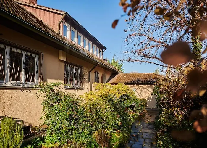 Zeitweise.haus Denkerhaus Und Stadtoase فاينغارتن